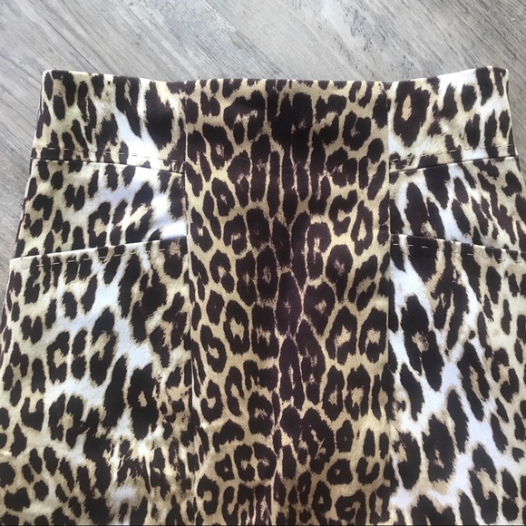 🆕Elie Tahari Chetah Mini Pencil - Picture 6 of 8